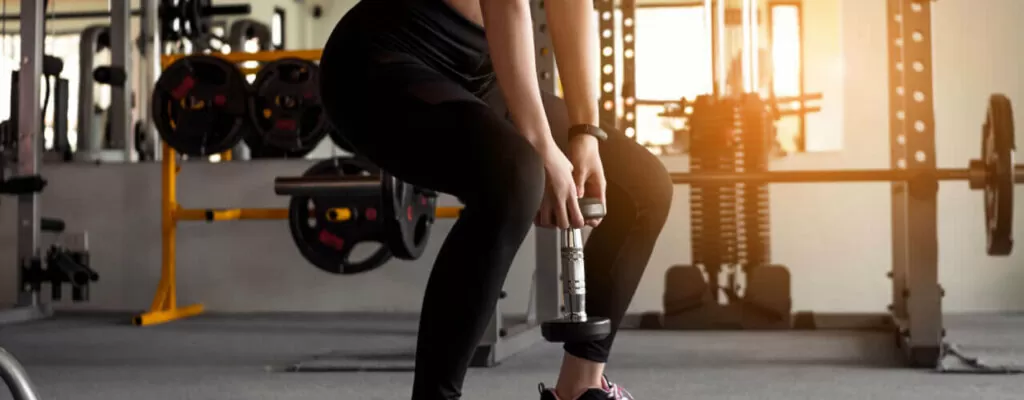 are-you-wearing-the-proper-footwear-during-squats